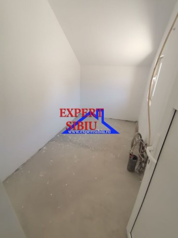 inchiriez-casa-6-camerepretabila-birouzona-calea-dumbravii-16