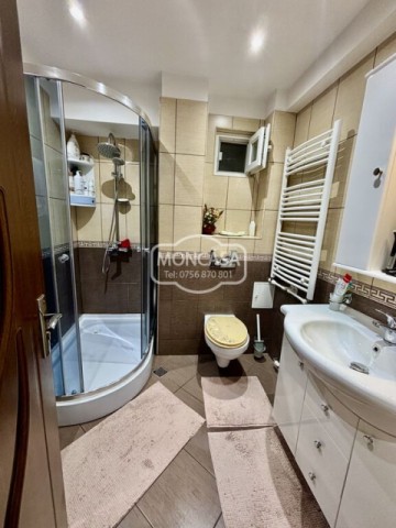 apartament-3-camere-decomandat-zona-ultracentrala-romarta-26