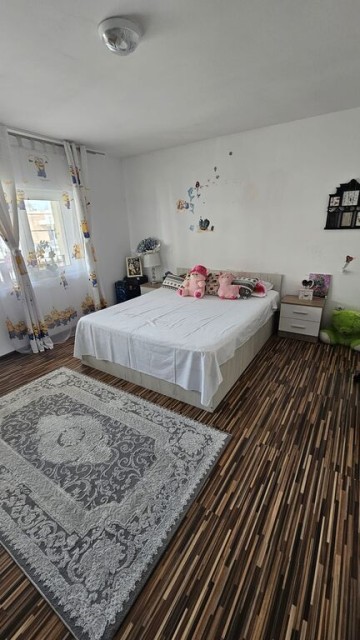 baicoi-casa-pretabila-locuit-firmaactivitati-comerciale-2