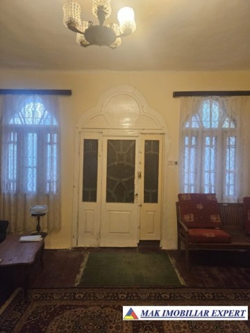 vand-casa-4-camere-teren-1000-mp-in-stalpeni-arges-11