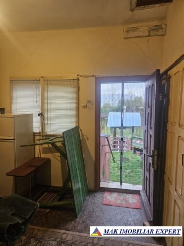 vand-casa-4-camere-teren-1000-mp-in-stalpeni-arges-12