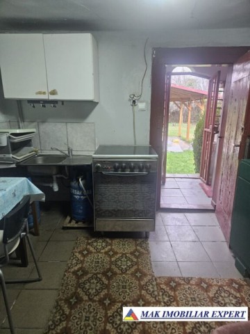 vand-casa-4-camere-teren-1000-mp-in-stalpeni-arges-14