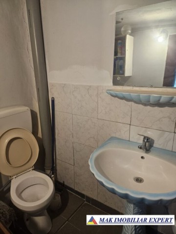 vand-casa-4-camere-teren-1000-mp-in-stalpeni-arges-16