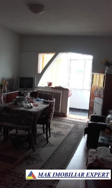 apartament-2-camere-cf-1-et-34-campulung-1