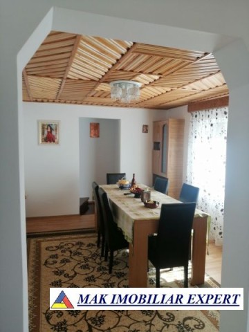 vila-6-camere-teren-360-mp-de-vanzare-in-rucar-arges-2