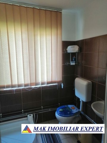 vila-6-camere-teren-360-mp-de-vanzare-in-rucar-arges-6