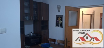inchiriere-apartament-cu-4-camere-si-2-balcoane-complect-mobilat-cofort-1-la-etaj-1-ultracentral-in-campulung-la-pretul-de-300-euro-luna-20
