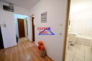 apartament-2-camere-decomandat-de-inchiriat-zona-vasile-aaron-langa-shopping-city-6