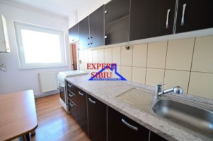 apartament-2-camere-decomandat-de-inchiriat-zona-vasile-aaron-langa-shopping-city-4