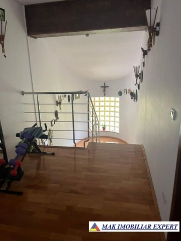vila-5-camere-teren-1200-mp-in-flamanda-campulung-muscel-ag-17