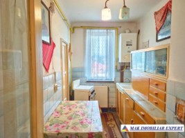vand-apartament-2-cam-et-3-in-centru-campulung-muscel-arges-3