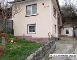 vila-3-camere-teren-201-mp-in-campulung-muscel-arges-1