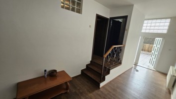 cantacuzino-etaj-casa-din-1980-curte-proprie-330mp-29