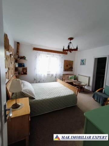 vand-casa-4-cam-teren-1250-mp-in-corbi-arges-7
