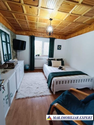 vand-casa-4-cam-teren-1250-mp-in-corbi-arges-8