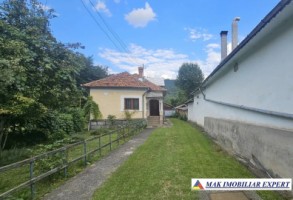 casa-4-camere-teren-5500-mp-in-leresti-arges