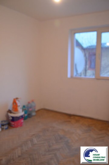 busteniapartament-cu-doua-camere-et-1-9