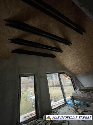 vila-4-camere-teren-1000-mp-in-leresti-arges-51