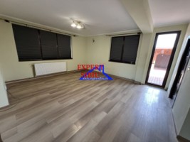inchiriez-casa-tip-duplex-4-camere-zona-turnisor-1
