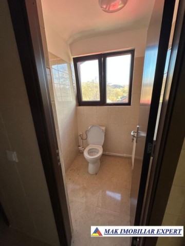complex-afacere-la-cheie-teren-2550-mp-in-piertosani-domnesti-ag-48
