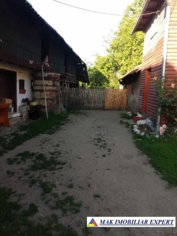 casa-5-camere-teren-4430-mp-pietrosani-domnesti-arges-4