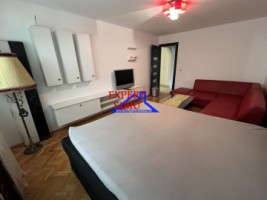 apartament-2-camere-decomandatrenovat-zona-centrala-8