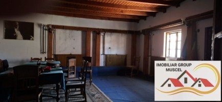vanzare-spatiul-comercial-situat-intr-o-zona-centrala-spatios-in-suprafata-de-590-mp-la-pretul-de-220000-euro-negociabil-20