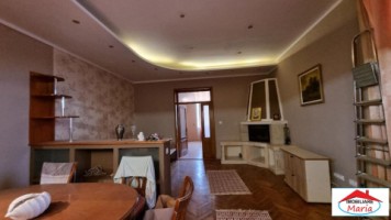 apartament-3-camere-zona-centrala-etaj-1-id-22949