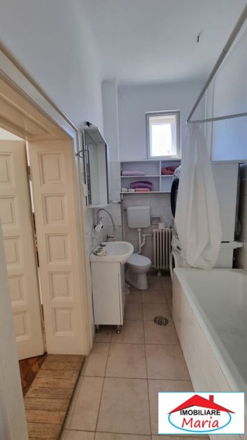 casa-cu-teren-421-mp-zona-titulescu-7