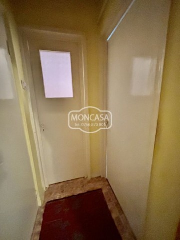 apartament-2-camere-decomandat-etaj-4-zona-tratoria-11