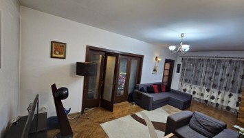 casa-ultracentrala-garaj-ideala-firma-sau-locuinta-2