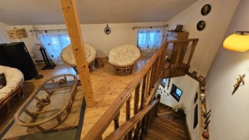 casa-ultracentrala-garaj-ideala-firma-sau-locuinta-24