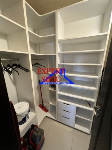 inchiriez-apartament-3-camere-renovatzona-turnisor-14