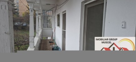 vanzare-casa-ultracentral-in-spatele-hotelmuscel-cu-eaj-avand-4-camere-2-baiterasa-bucatarie-si-beci-la-pretul-de-69000-euro-negociabil-5
