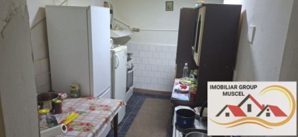 vanzare-casa-ultracentral-in-spatele-hotelmuscel-cu-eaj-avand-4-camere-2-baiterasa-bucatarie-si-beci-la-pretul-de-69000-euro-negociabil-22