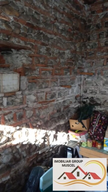 vanzare-casa-ultracentral-in-spatele-hotelmuscel-cu-eaj-avand-4-camere-2-baiterasa-bucatarie-si-beci-la-pretul-de-69000-euro-negociabil-28
