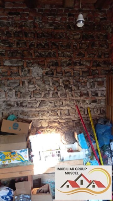 vanzare-casa-ultracentral-in-spatele-hotelmuscel-cu-eaj-avand-4-camere-2-baiterasa-bucatarie-si-beci-la-pretul-de-69000-euro-negociabil-29