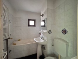 apartament-2-camere-9-mai-balcon-10-mp-centrala-5