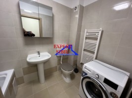 inchiriez-apartament-3-camere-renovat-zona-calea-surii-mici-10