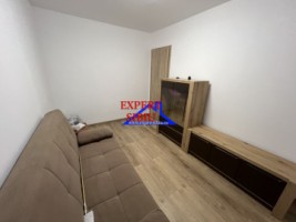 inchiriez-apartament-3-camere-renovat-zona-calea-surii-mici-8