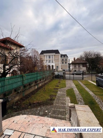 vila-10-camere-teren-312-mp-in-centru-campulung-muscel-arges-2