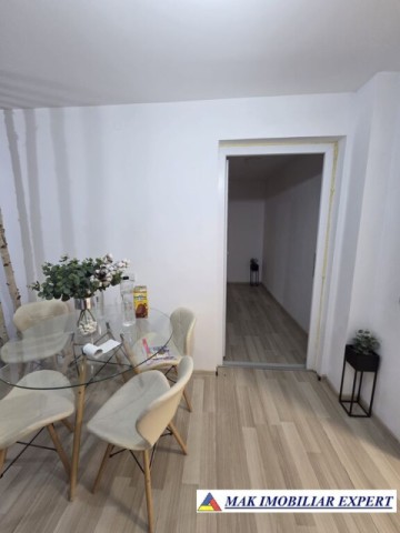 mai-2027-apartament-3-camere-cf-1-et-4-in-grui-campulung-arges-2