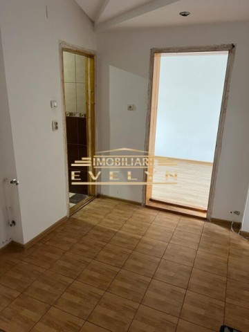 garsoniera-de-vanzare-bloc-de-apartamente-parter-inalt-5