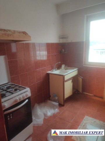 apartament-3-camere-cf-1-et-4-in-visoi-campulung-muscel-ag-11
