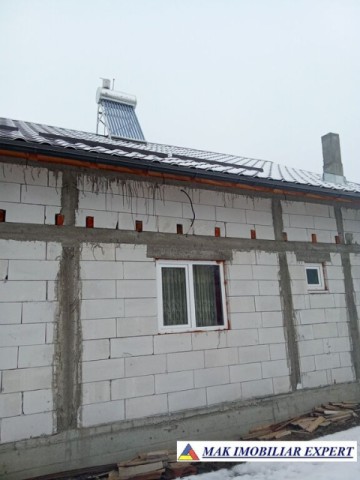 casa-noua-4-cam-teren-700-mp-in-godeni-capul-piscului-arges-1