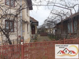 vanzare-casa-in-comberevoiesti-impreuna-cu-magazin-intr-o-zona-linistita-la-pretul-de-49000-de-euro-negociabil-cu-suprafata-teren-de-3746-mp-6
