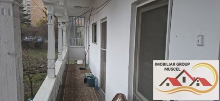 vanzare-casa-ultracentral-in-spatele-hotelmuscel-cu-eaj-avand-4-camere-2-baiterasa-bucatarie-si-beci-la-pretul-de-69900-euro-negociabil-5