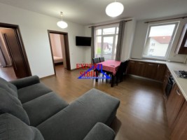 inchiriez-apartament-3-camere-decomandat-renovat-selimbar-str-zorilor-1