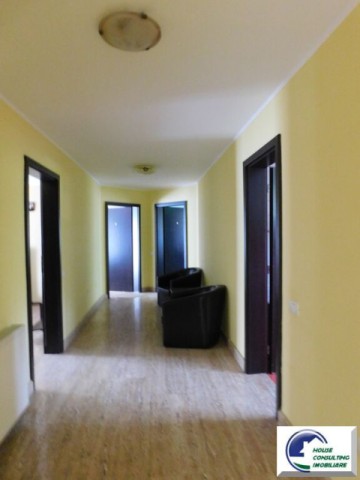 vila-de-locuit-situata-in-busteni-arhitectura-montana-9