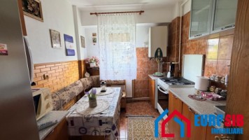 apartament-3-camere-decomandate-in-sibiu-zona-centrala-5